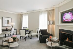 Waldorf Astoria Chicago – Gold Coast Suite Living Room