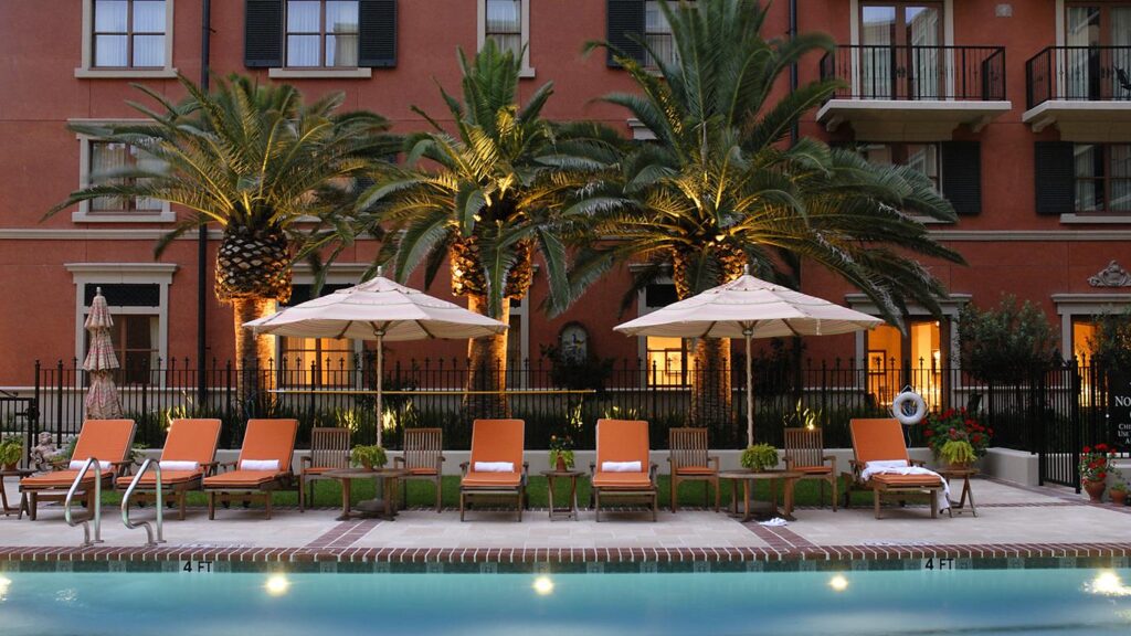 The posh courtyard at Hotel Granduca
