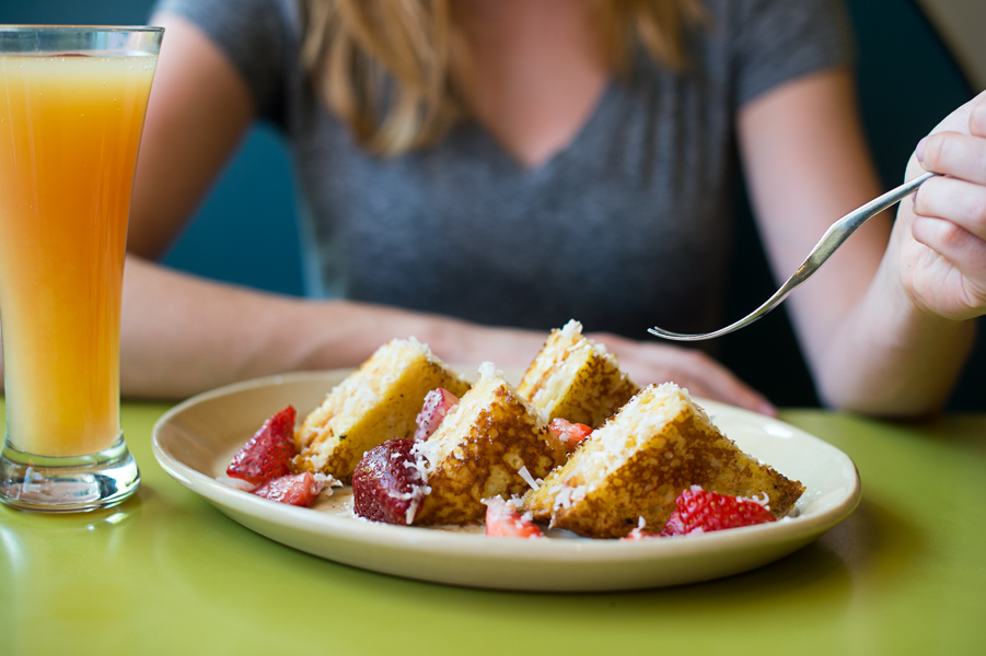 Snooze restaurant brunch