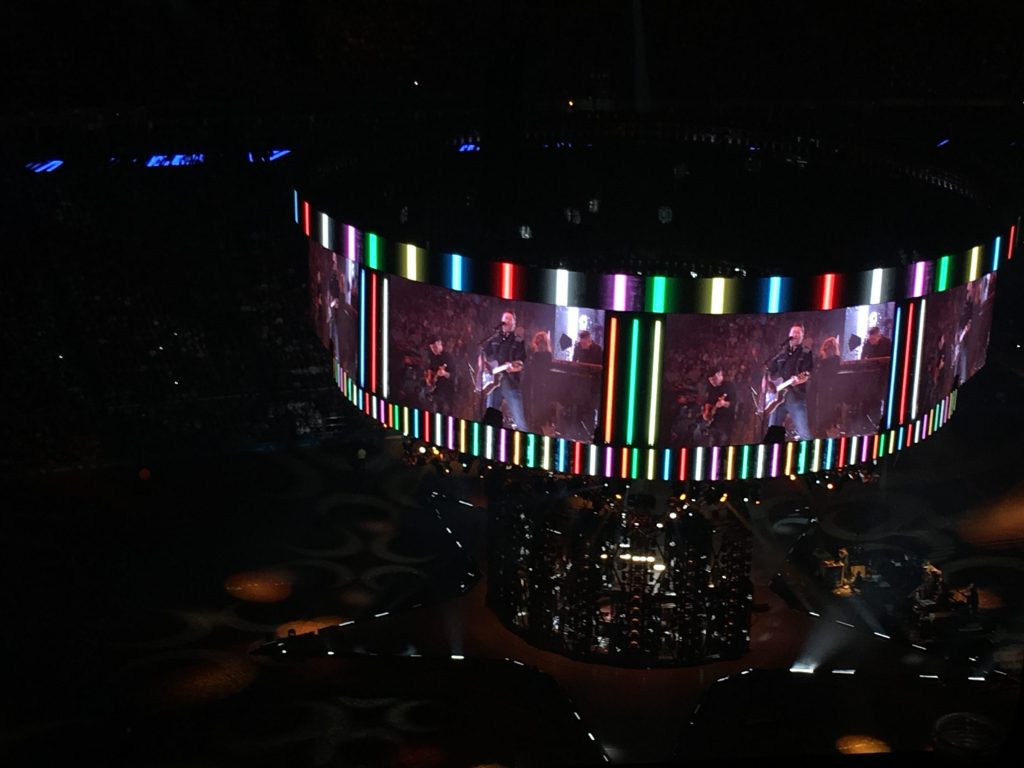 The stage complemented the song  Neon Lights.