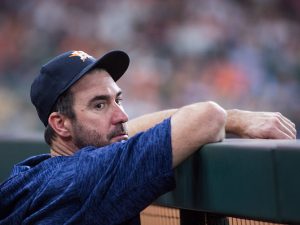 Justin Verlander dugout Astros