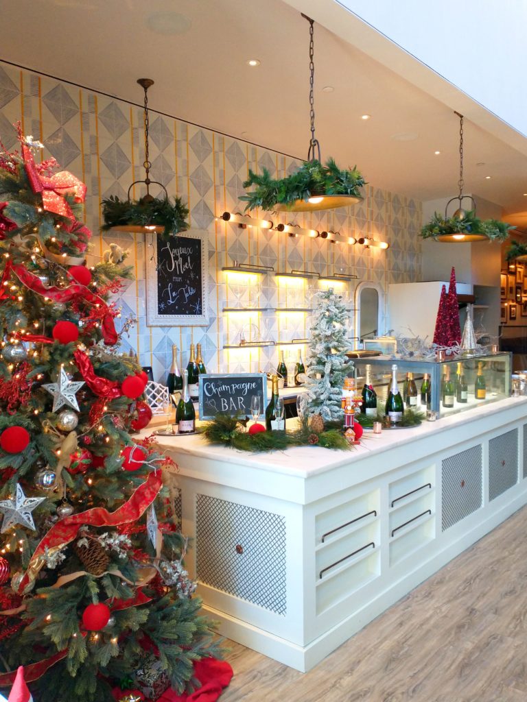 La Table’s Champagne bar.