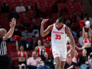 University of Houston Cougars basketball team clinched the American Athletic Conference crown with a win over Cincinnati, 71-53 at the Fertitta Center