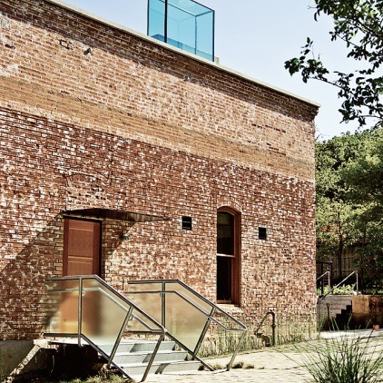 Pump House Design Icon