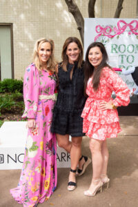 Dawn Greiner, Julie Castro, Ana Guerra (Photo by Tamytha Cameron)