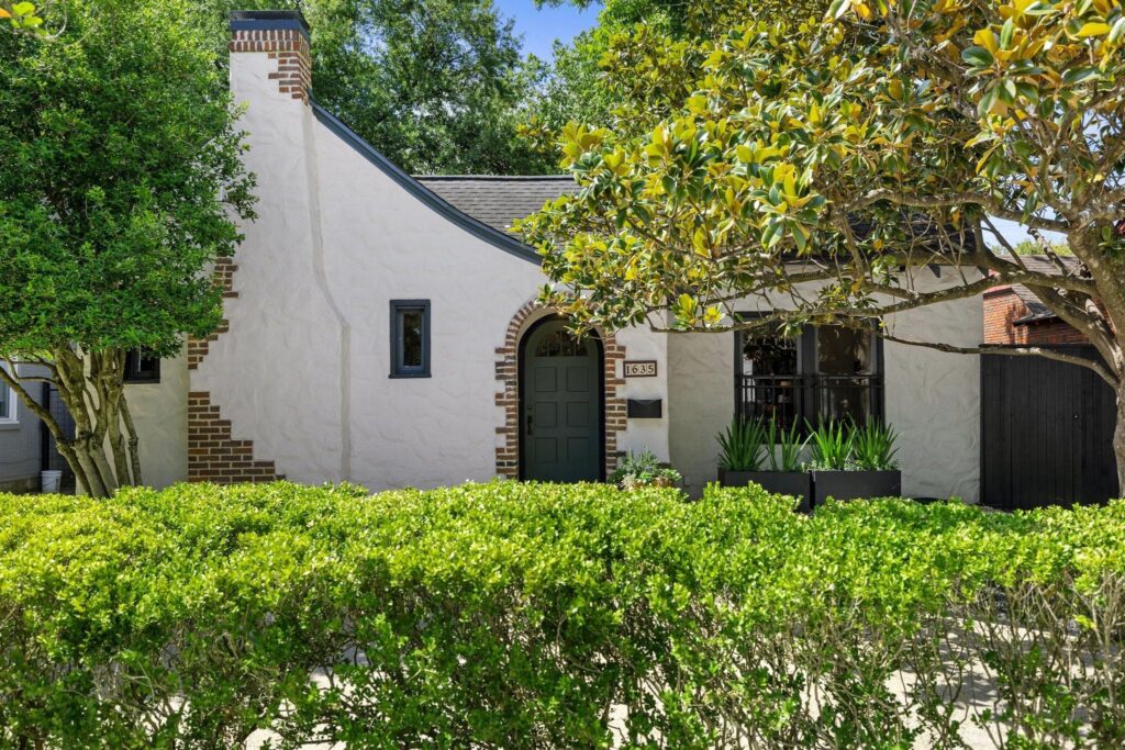 The curb appeal of the 1930's bungalow at 1635 Hawthorne in Montrose is undeniable. (Photo by Josh Gremillion for Martha Turner Sotheby's International Realty )