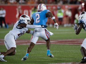 University of Houston Cougars, in their season debut as a member of the Big XII Conference, defeated the University of Texas San Antonio 17-4 at TDECU Stadium