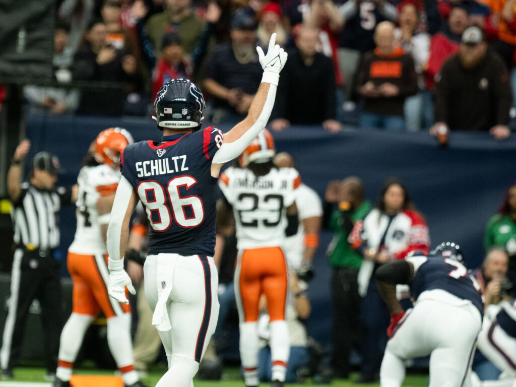 Houston Texans tight end Dalton Schultz has gone from Dak Prescott to C.J. Stroud. (Photo by F. Carter Smith)