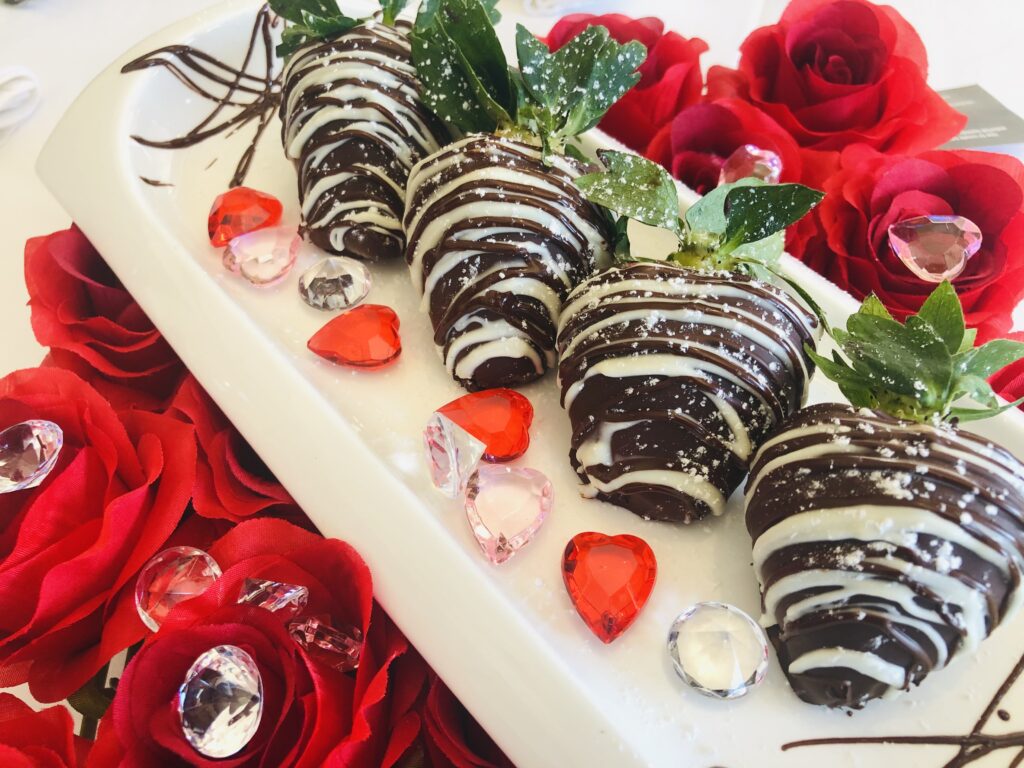 Truluck’s Valentine’s Chocolate Covered Strawberries (1)