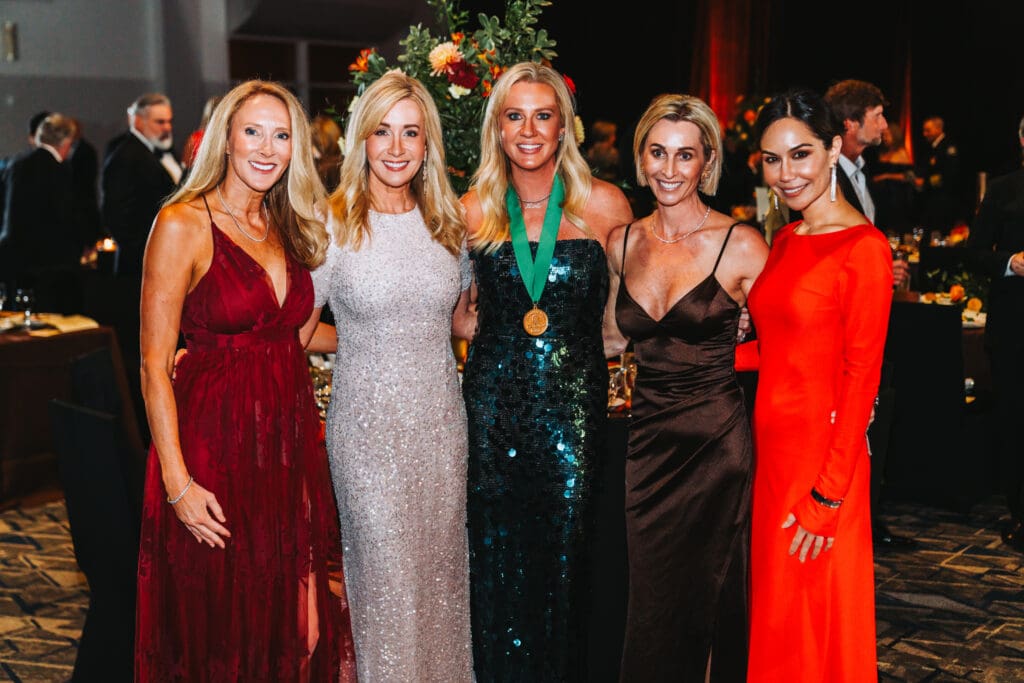 Hometown Heroes Interfaith Amy Torres, Amy Young, Nicole Murphy, Julia Dell, Elvira Graham